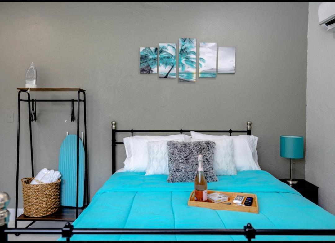 Beautiful Studio In Heart Of Miami Villa Exterior photo